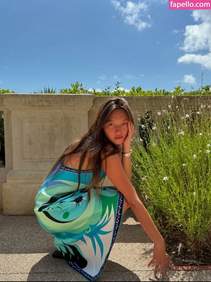 Lily Chee Onlyfans Photo Gallery 