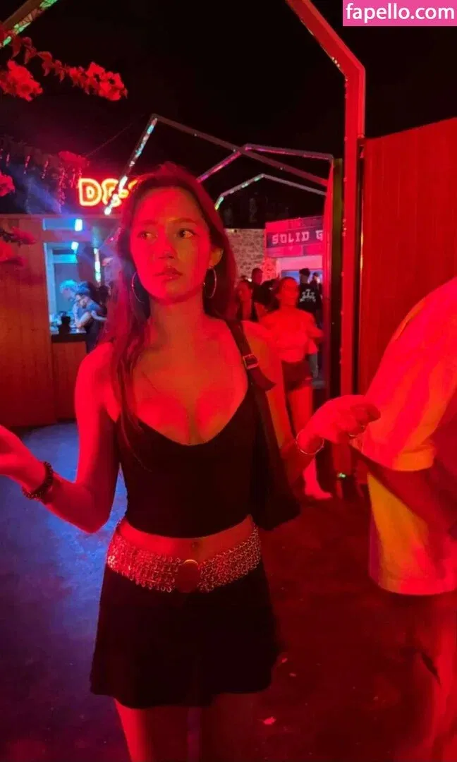 Lily Chee Onlyfans Photo Gallery 