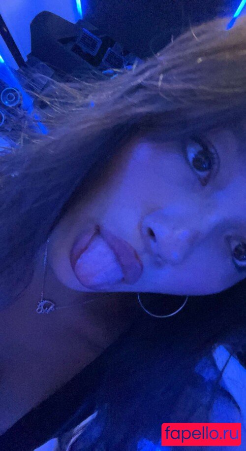 Lily Chee Onlyfans Photo Gallery 