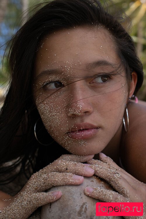 Lily Chee Onlyfans Photo Gallery 