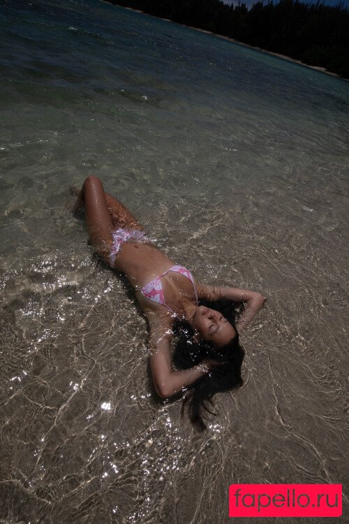 Lily Chee Onlyfans Photo Gallery 