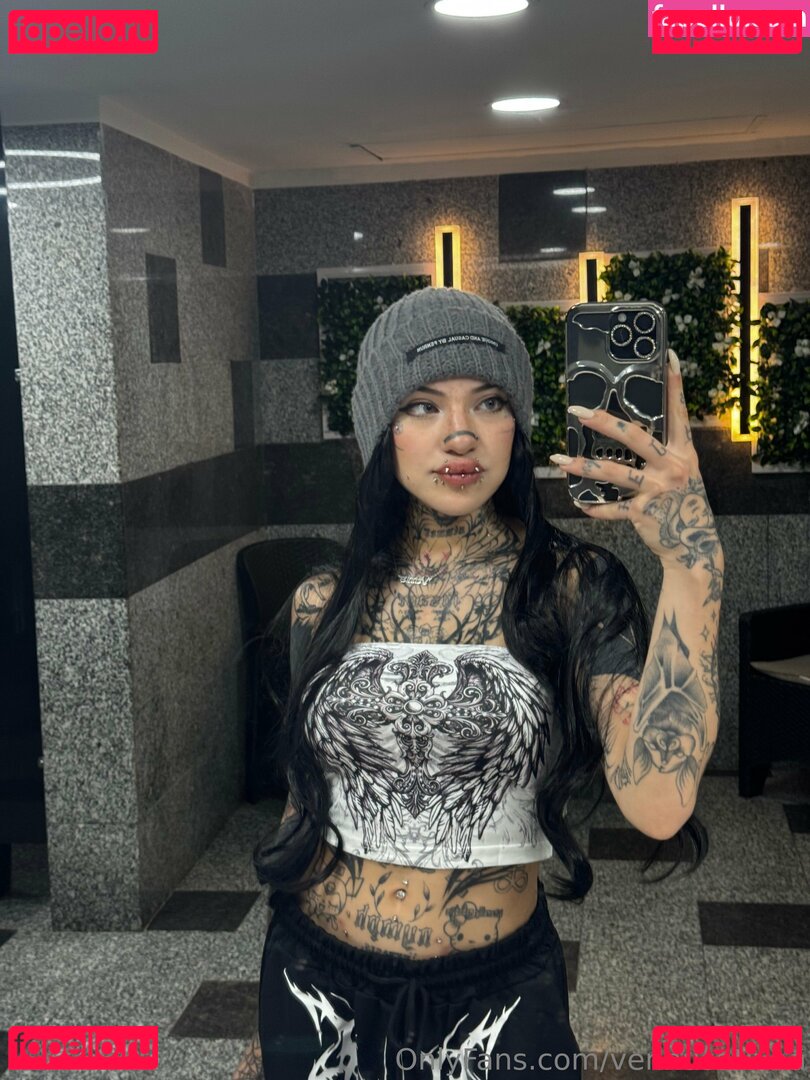 Vennus Sativa Nude Onlyfans Photo 33