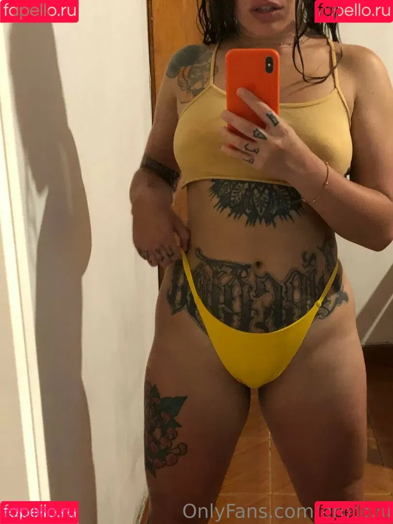 erotiniii Onlyfans Photo Gallery 