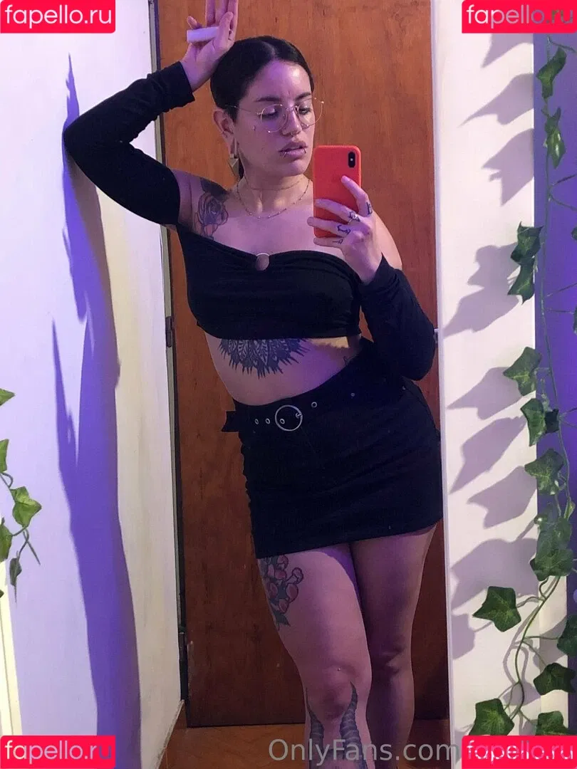 erotiniii Onlyfans Photo Gallery 