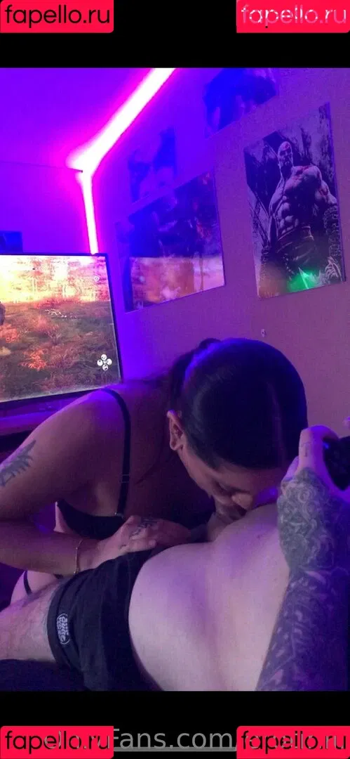 erotiniii Onlyfans Photo Gallery 