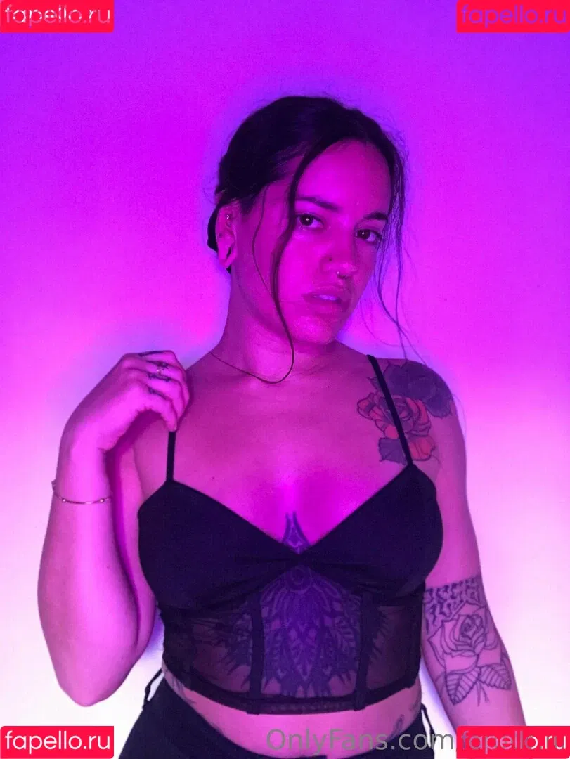 erotiniii Onlyfans Photo Gallery 