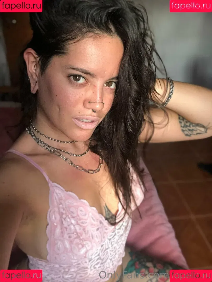 erotiniii Onlyfans Photo Gallery 