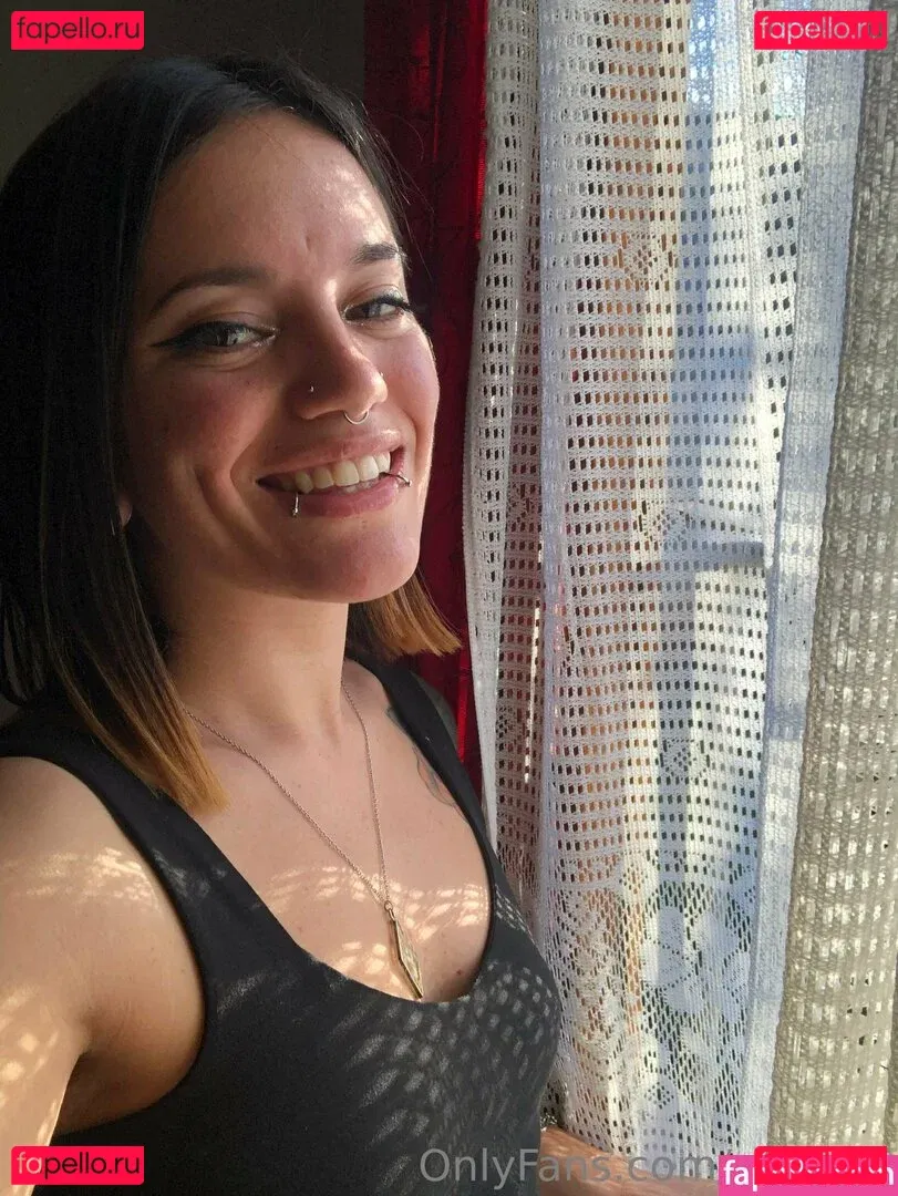 erotiniii Onlyfans Photo Gallery 