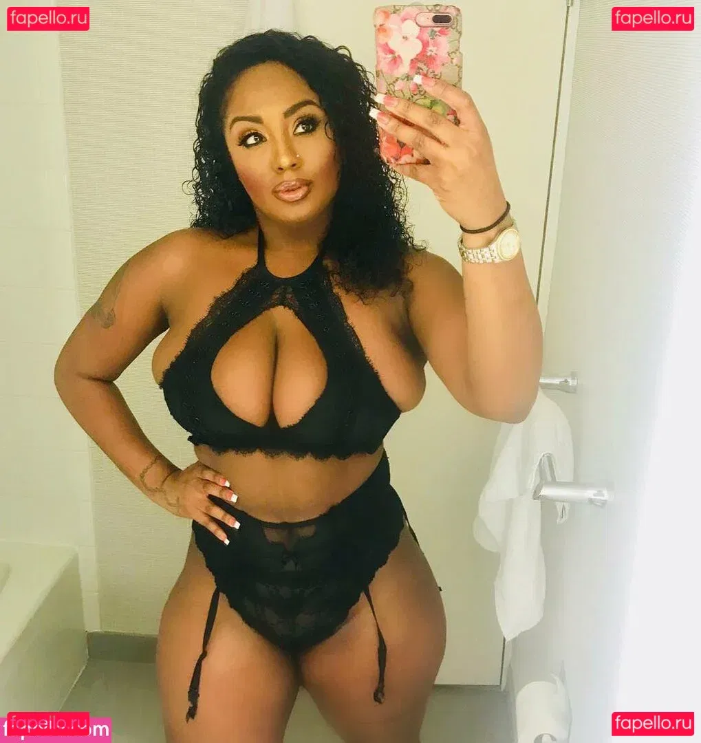 Layton Benton Onlyfans Photo Gallery 