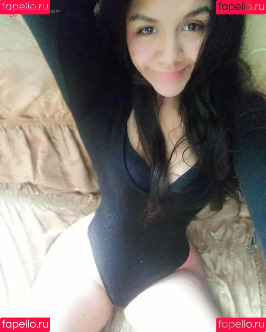 Nicol Pizarro Onlyfans Photo Gallery 