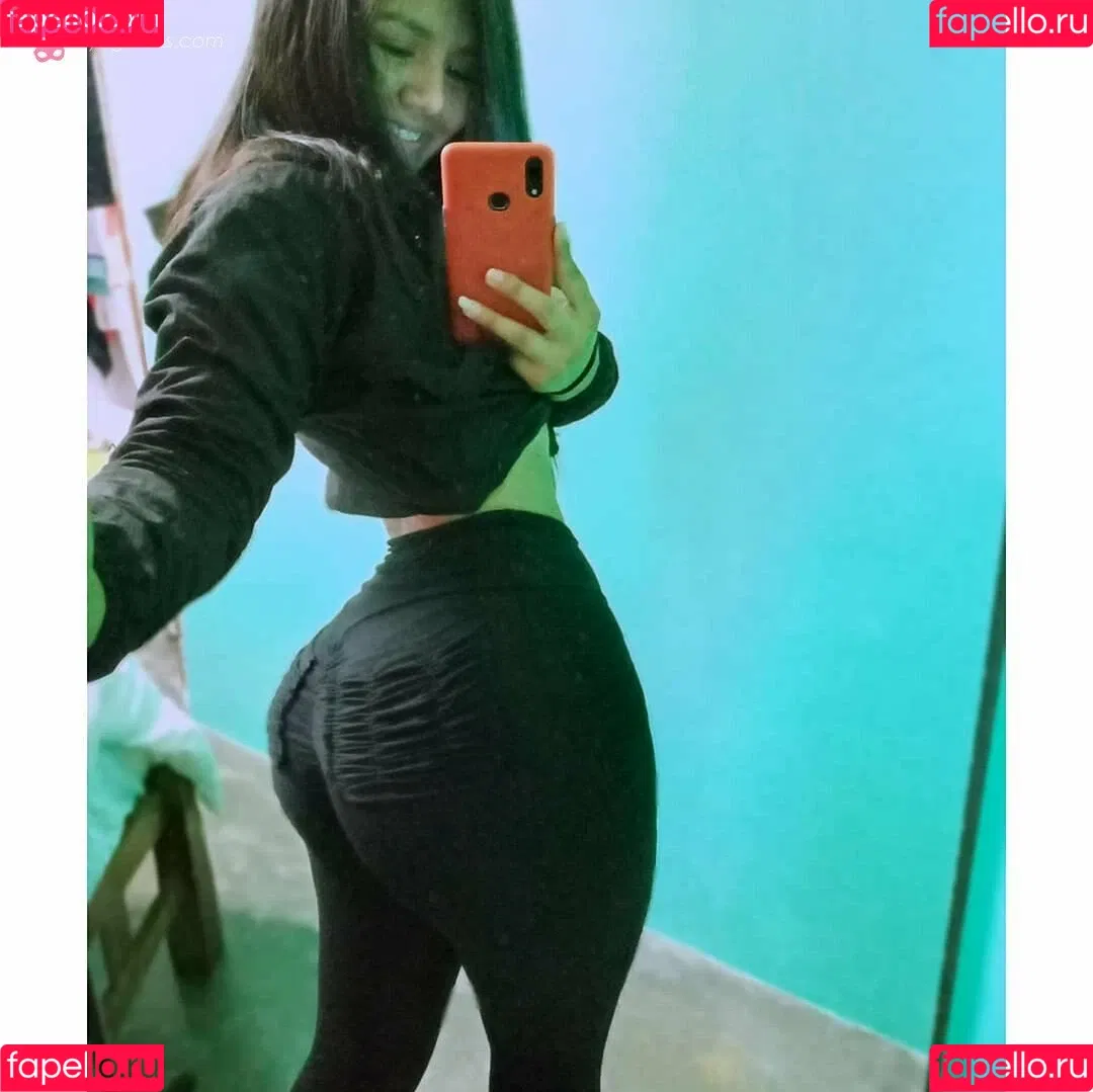 Nicol Pizarro Onlyfans Photo Gallery 