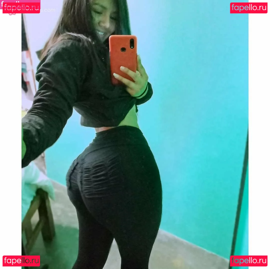 Nicol Pizarro Onlyfans Photo Gallery 