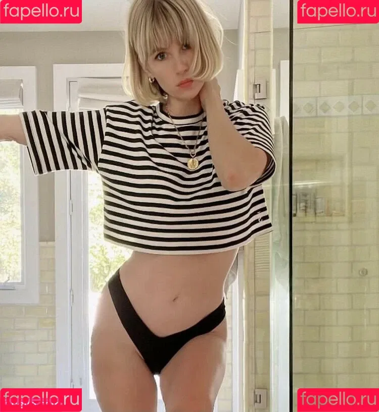 January Jones Onlyfans Photo Gallery 
