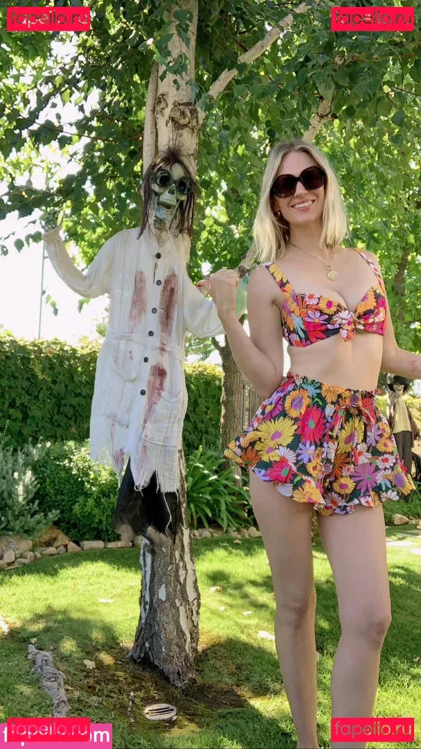 January Jones Onlyfans Photo Gallery 