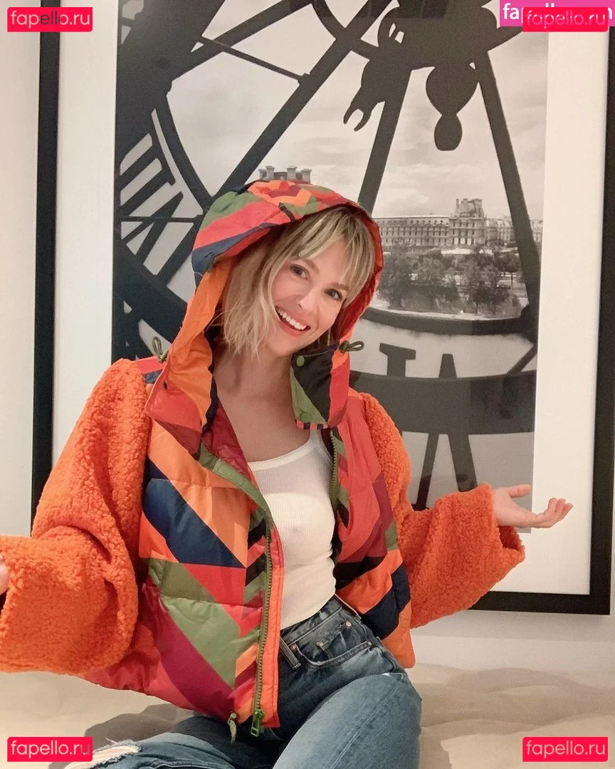 January Jones Onlyfans Photo Gallery 