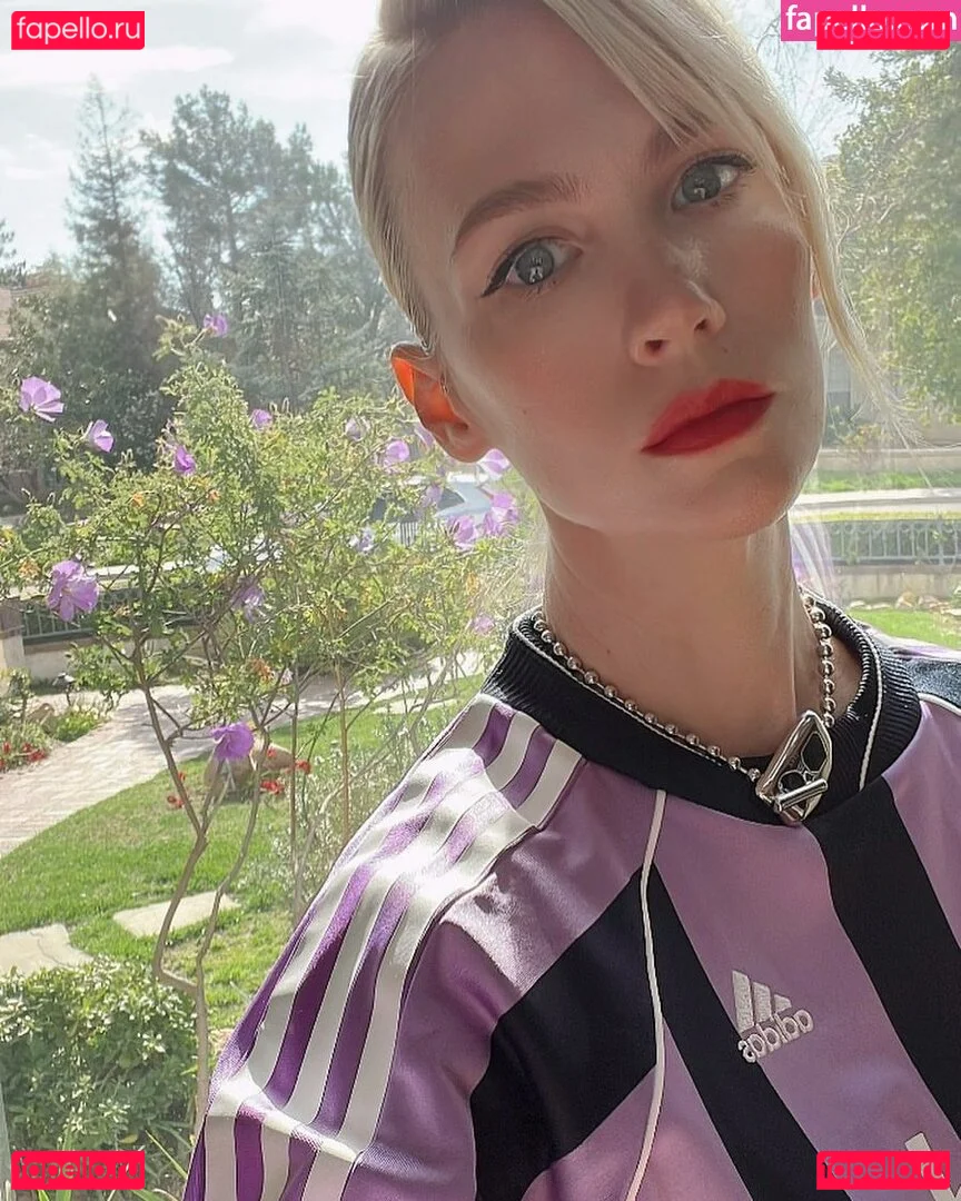 January Jones Onlyfans Photo Gallery 