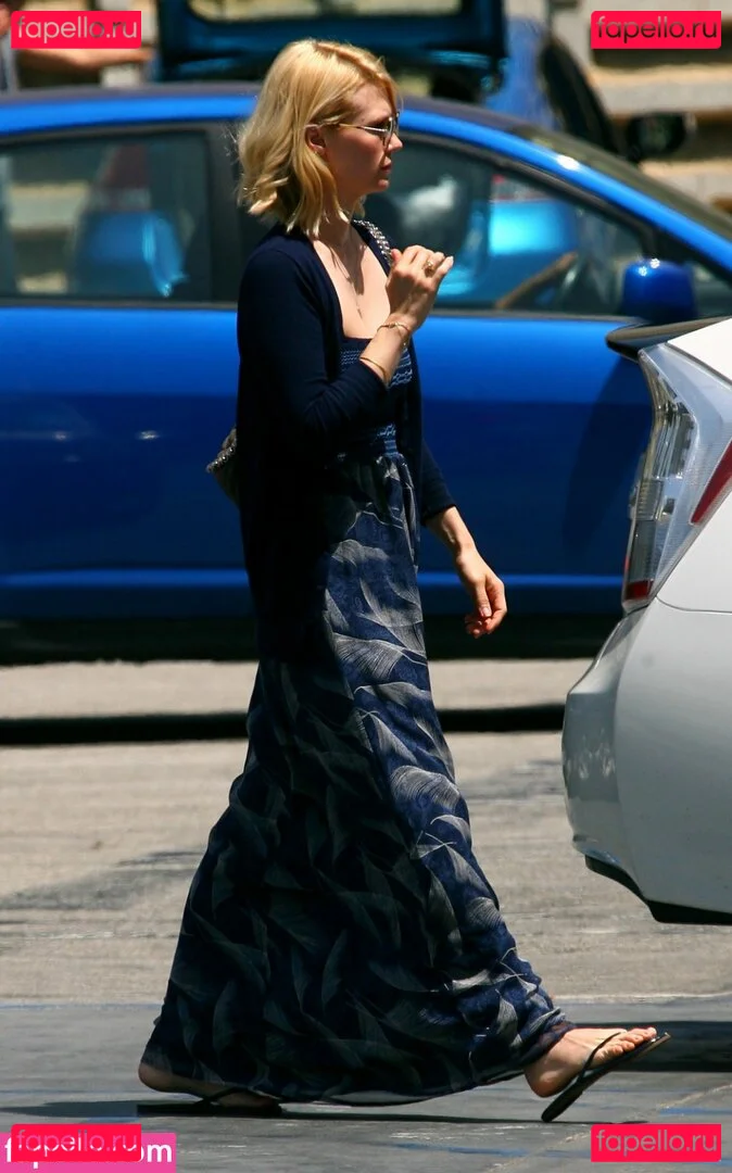 January Jones Onlyfans Photo Gallery 