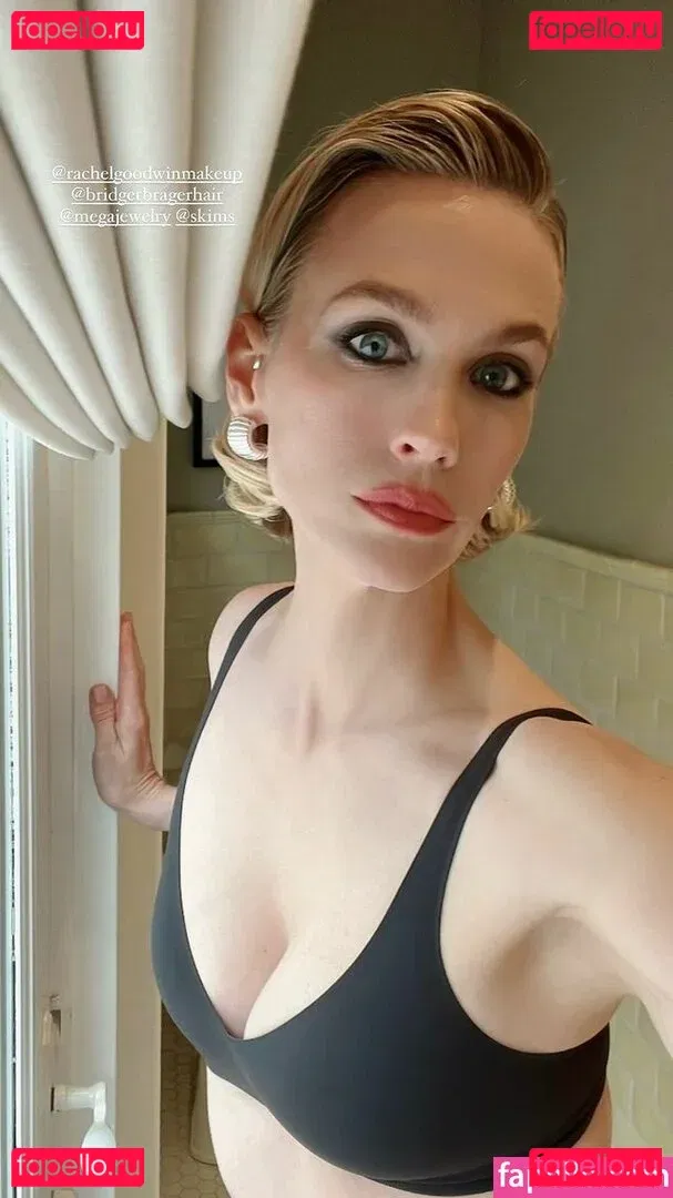 January Jones Onlyfans Photo Gallery 