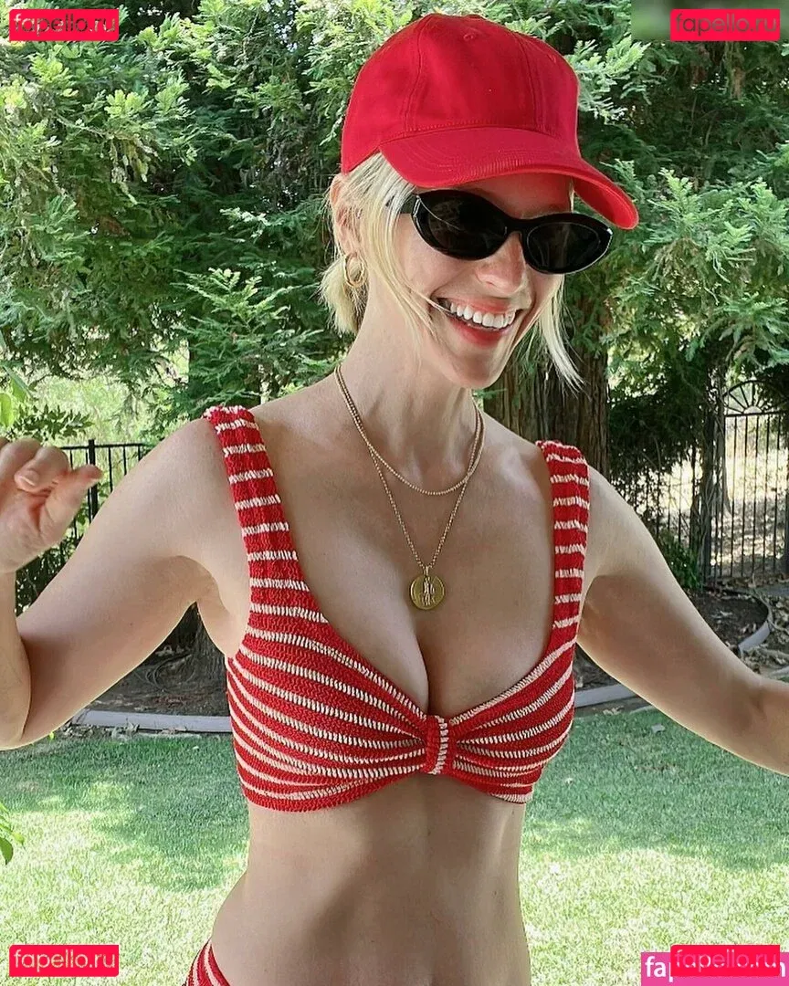 January Jones Onlyfans Photo Gallery 