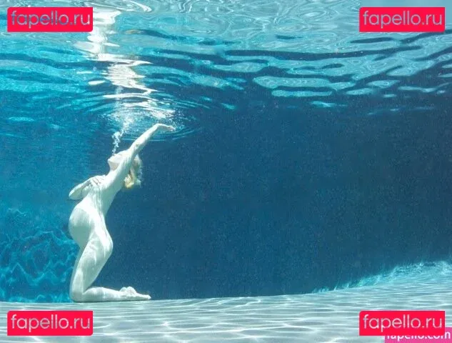 January Jones Onlyfans Photo Gallery 