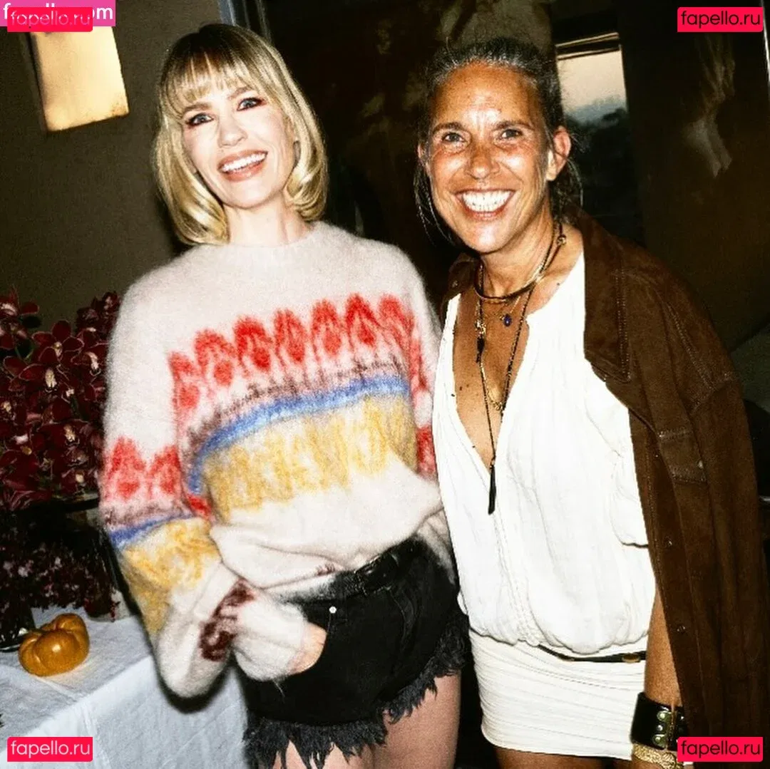 January Jones Onlyfans Photo Gallery 