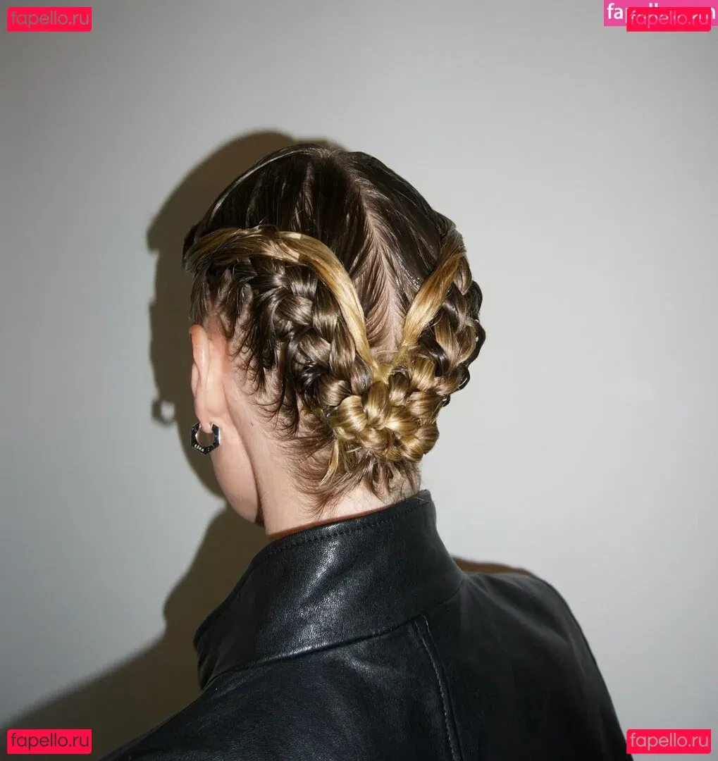 January Jones Onlyfans Photo Gallery 