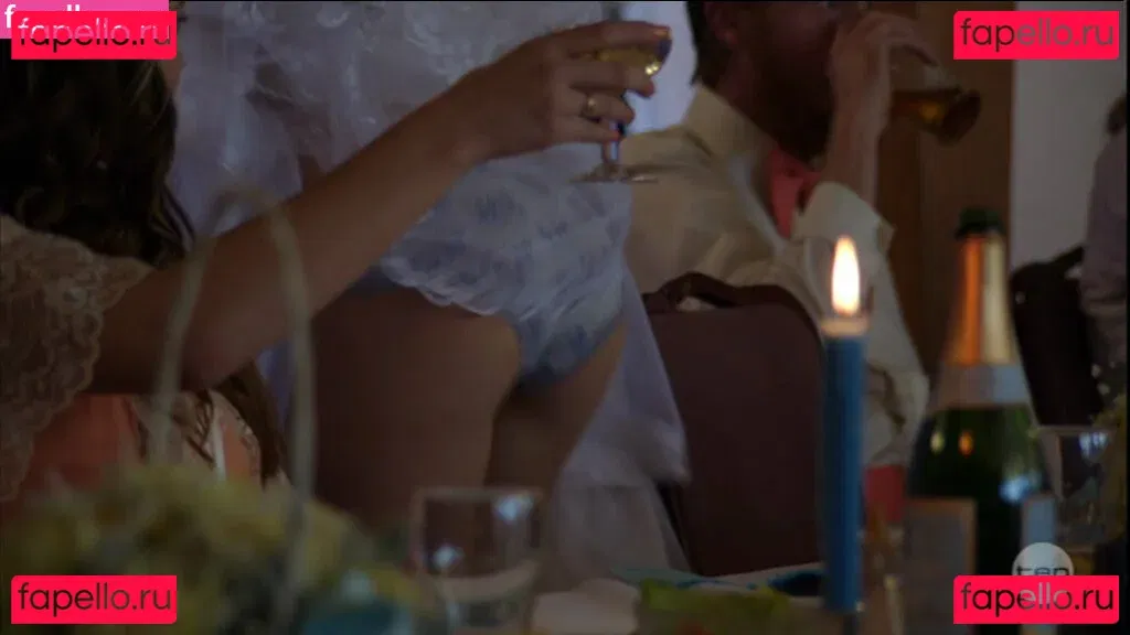 Isabelle Cornish Onlyfans Photo Gallery 