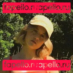 Isabelle Cornish Onlyfans Photo Gallery 