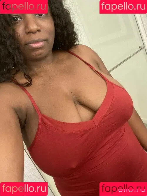 ThatChocoBxtch Onlyfans Photo Gallery 