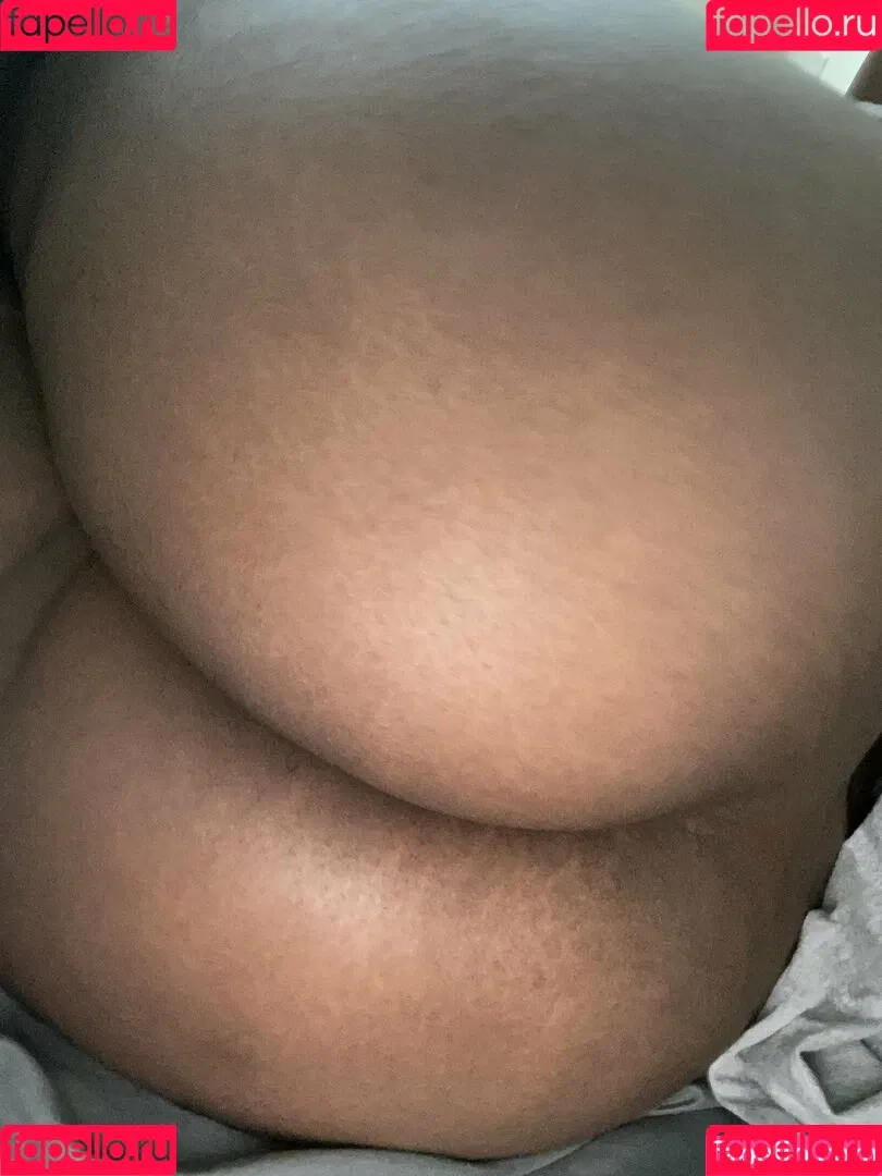 ThatChocoBxtch Onlyfans Photo Gallery 