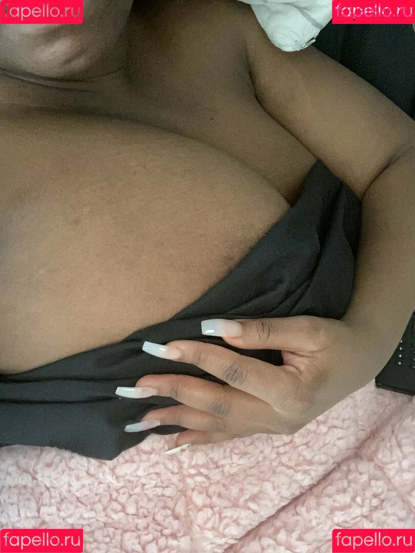 ThatChocoBxtch Onlyfans Photo Gallery 