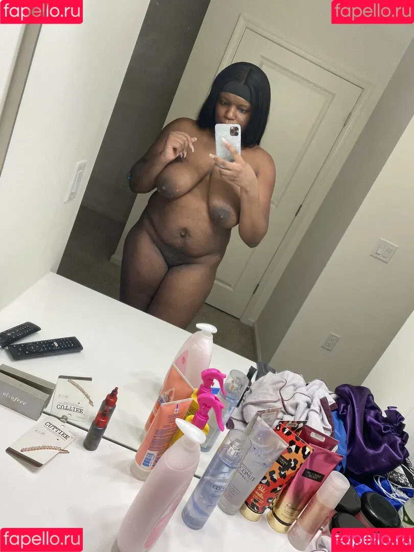 ThatChocoBxtch Onlyfans Photo Gallery 