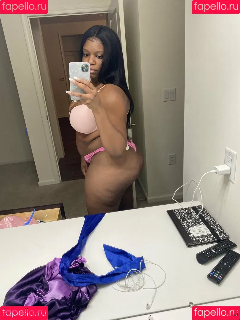 ThatChocoBxtch Onlyfans Photo Gallery 