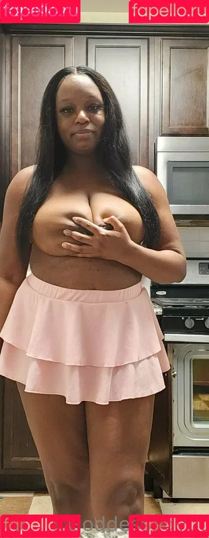 ThatChocoBxtch Onlyfans Photo Gallery 