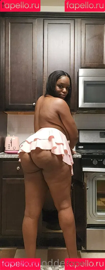 ThatChocoBxtch Onlyfans Photo Gallery 