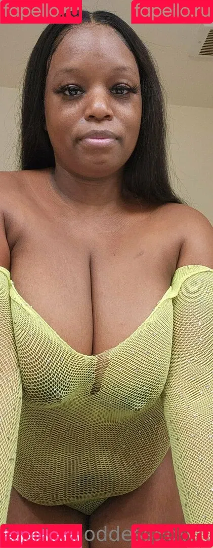 ThatChocoBxtch Onlyfans Photo Gallery 