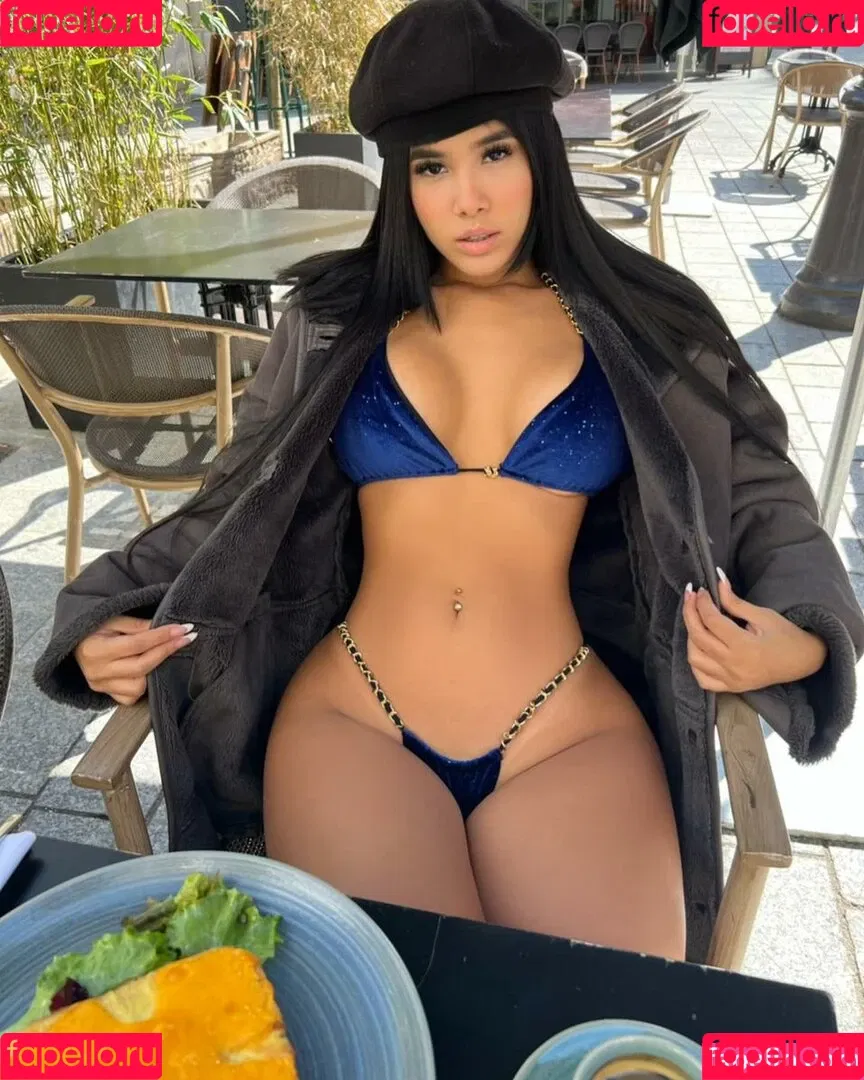 Michelle Rabbit Onlyfans Photo Gallery 