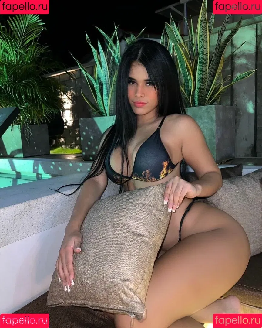 Michelle Rabbit Onlyfans Photo Gallery 
