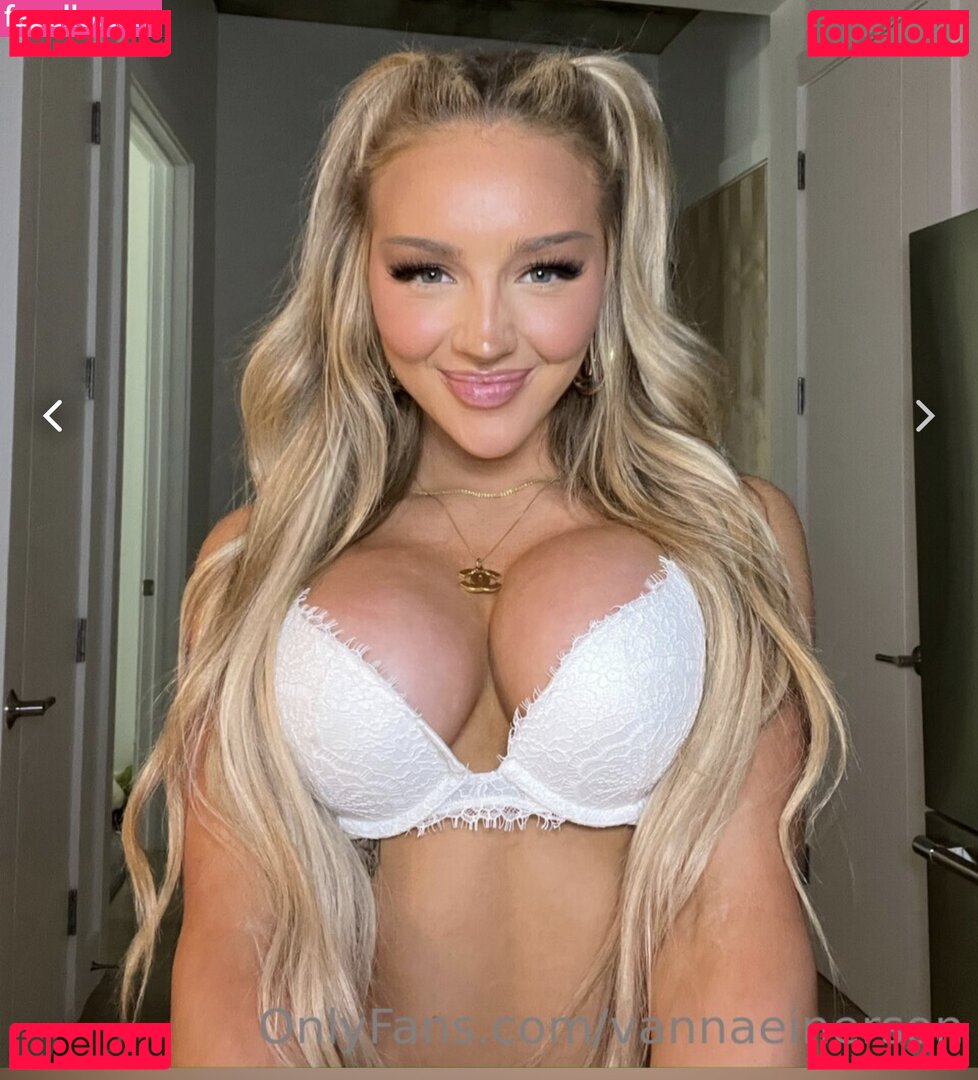 Vanna Einerson Nude Onlyfans Photo 19