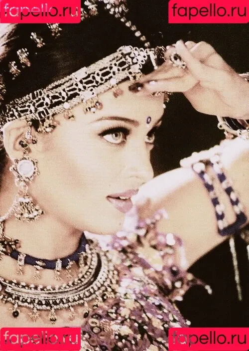 Aishwarya Rai Onlyfans Photo Gallery 