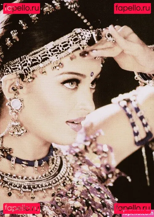 Aishwarya Rai Onlyfans Photo Gallery 