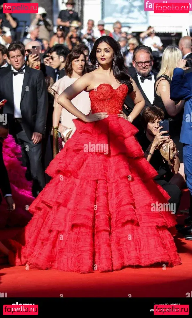 Aishwarya Rai Onlyfans Photo Gallery 