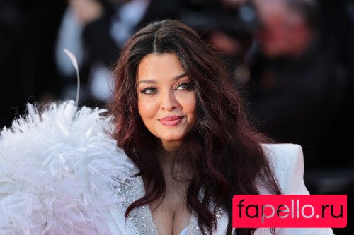 Aishwarya Rai Nude Onlyfans Photo 15