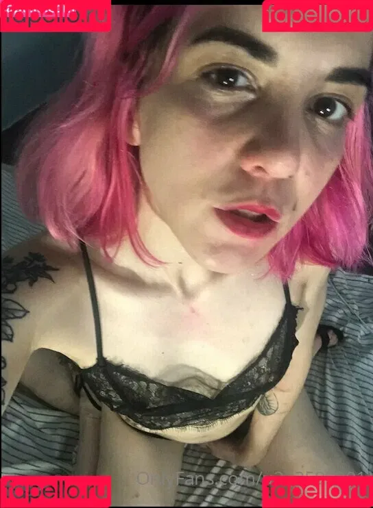 volyaukrainefree Onlyfans Photo Gallery 