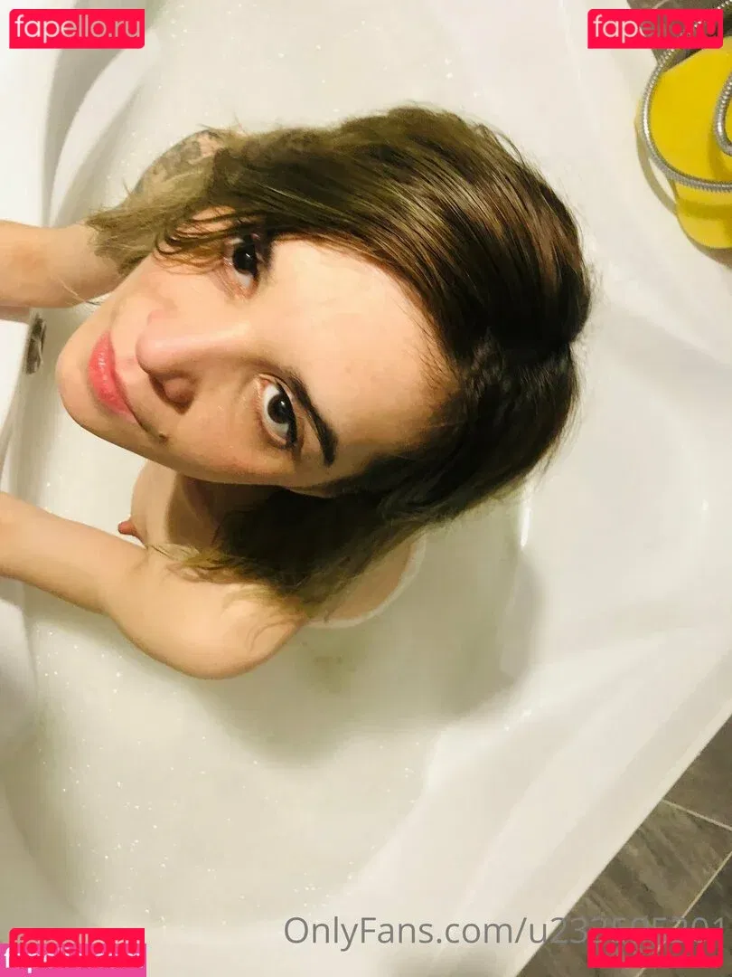 volyaukrainefree Onlyfans Photo Gallery 