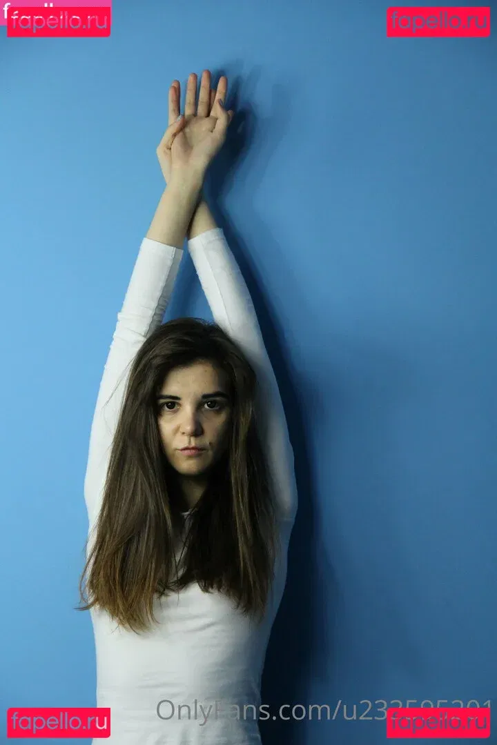 volyaukrainefree Onlyfans Photo Gallery 