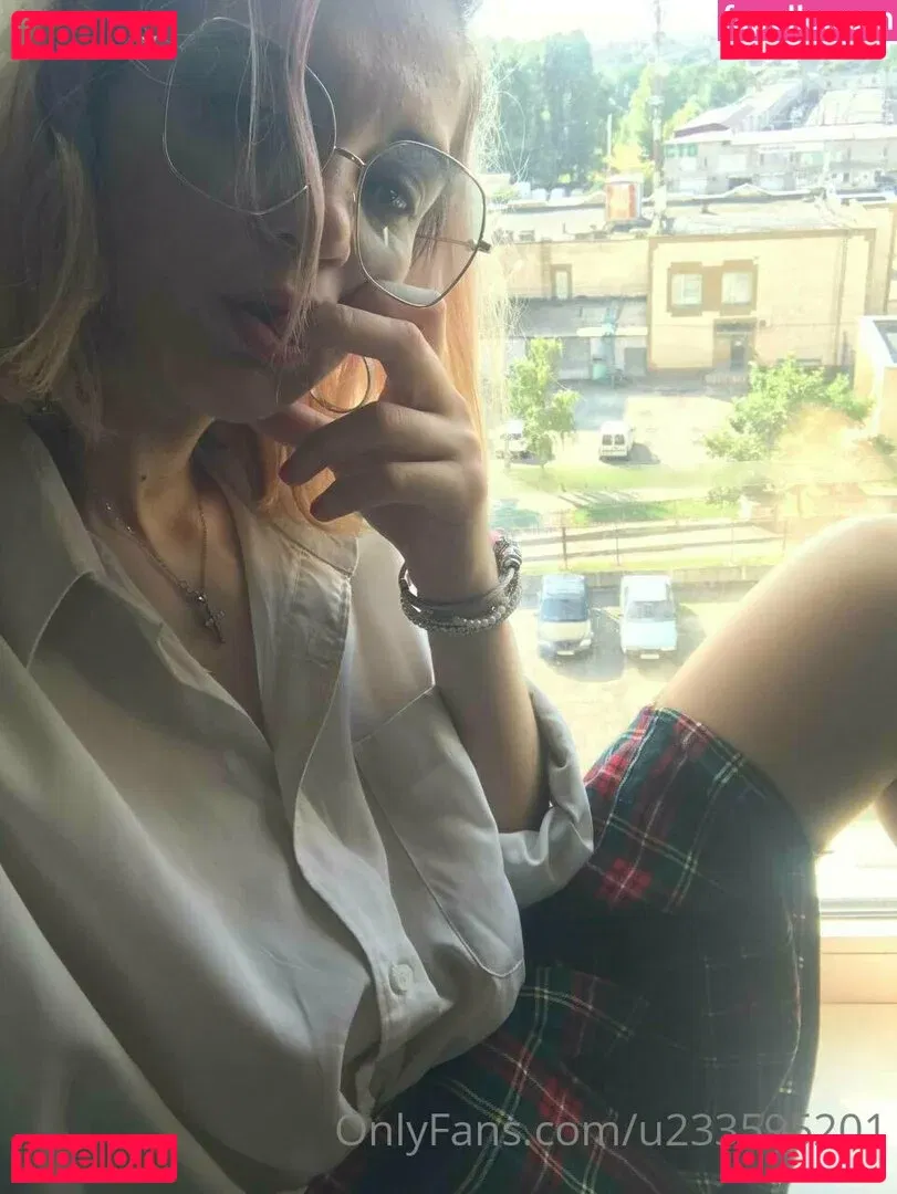 volyaukrainefree Onlyfans Photo Gallery 