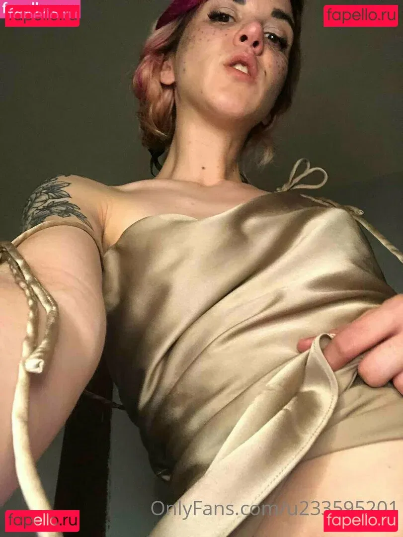 volyaukrainefree Onlyfans Photo Gallery 