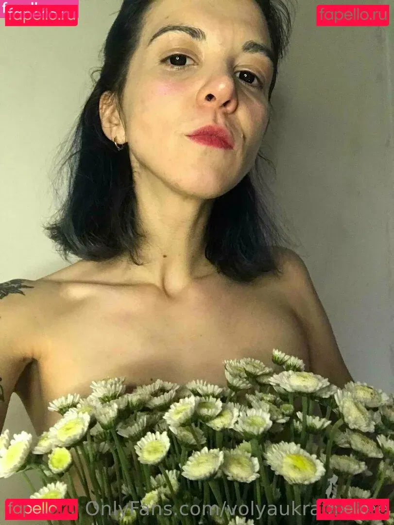 volyaukrainefree Onlyfans Photo Gallery 