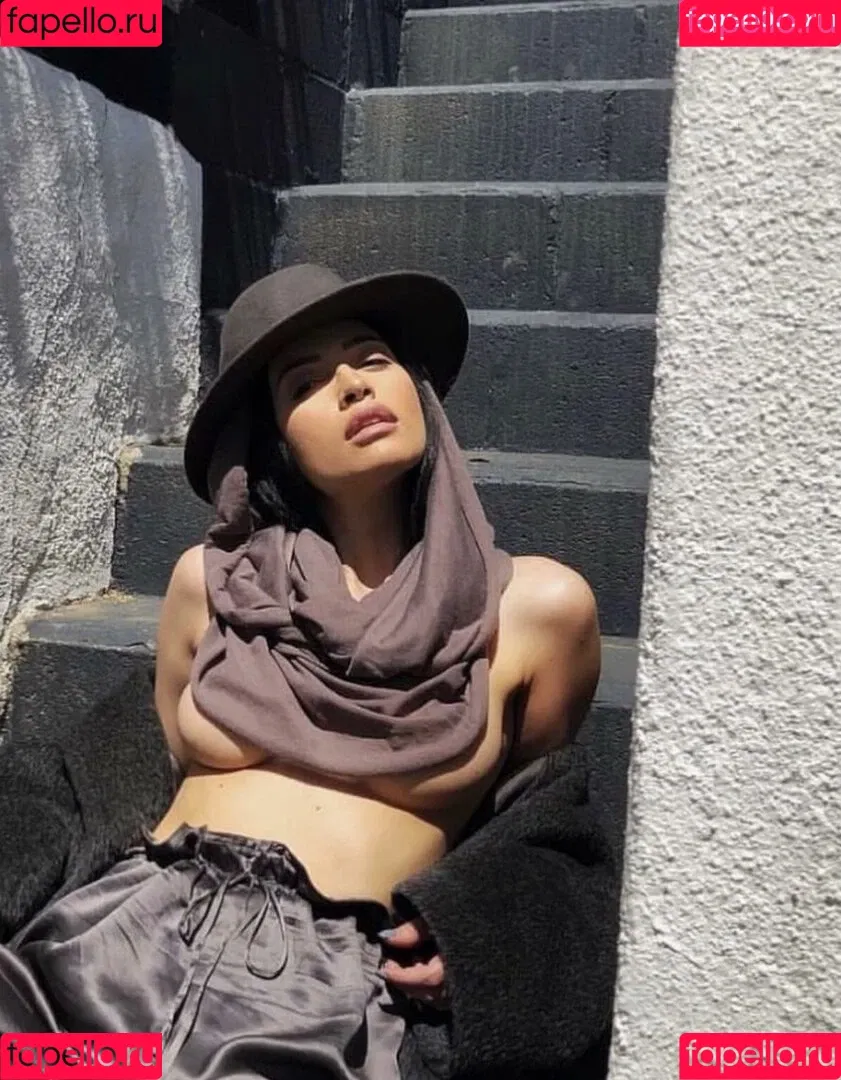 Christian Serratos Onlyfans Photo Gallery 